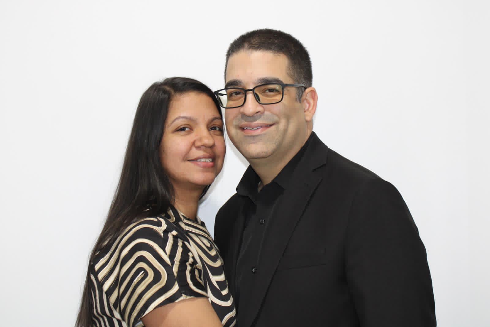 Pastores Steven Ortega y Mercedes Ortega